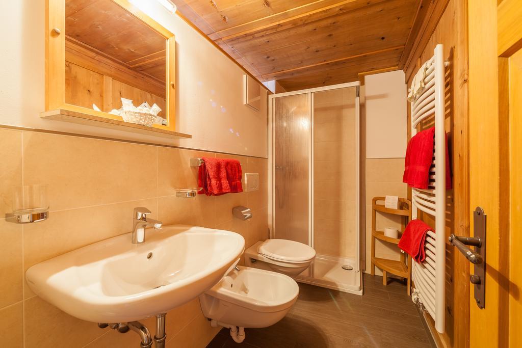 Berggasthaus Agritur Moserhof Braies  Eksteriør bilde